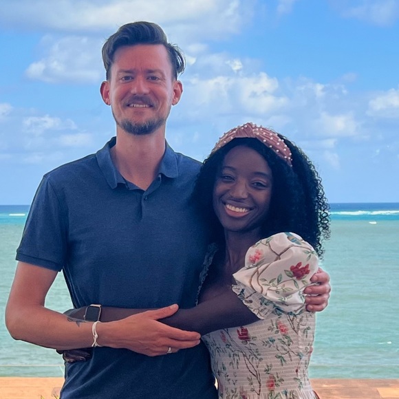 Meet your Posher, Christine - Picture 2 of 2